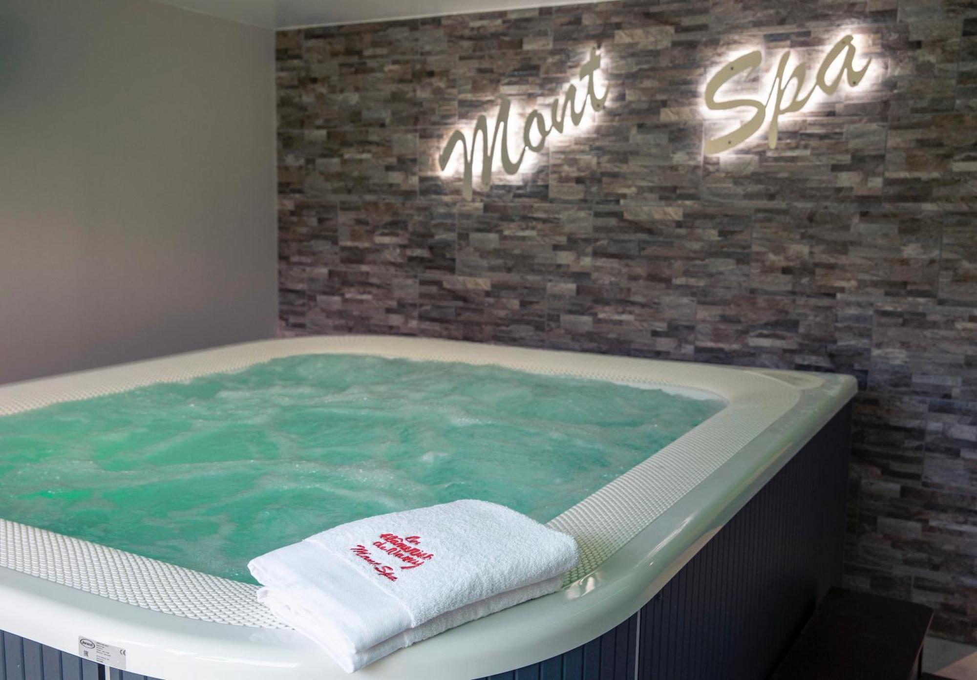 Le Relais De La Fontaine & Jacuzzi Villa Montcornet  Ngoại thất bức ảnh